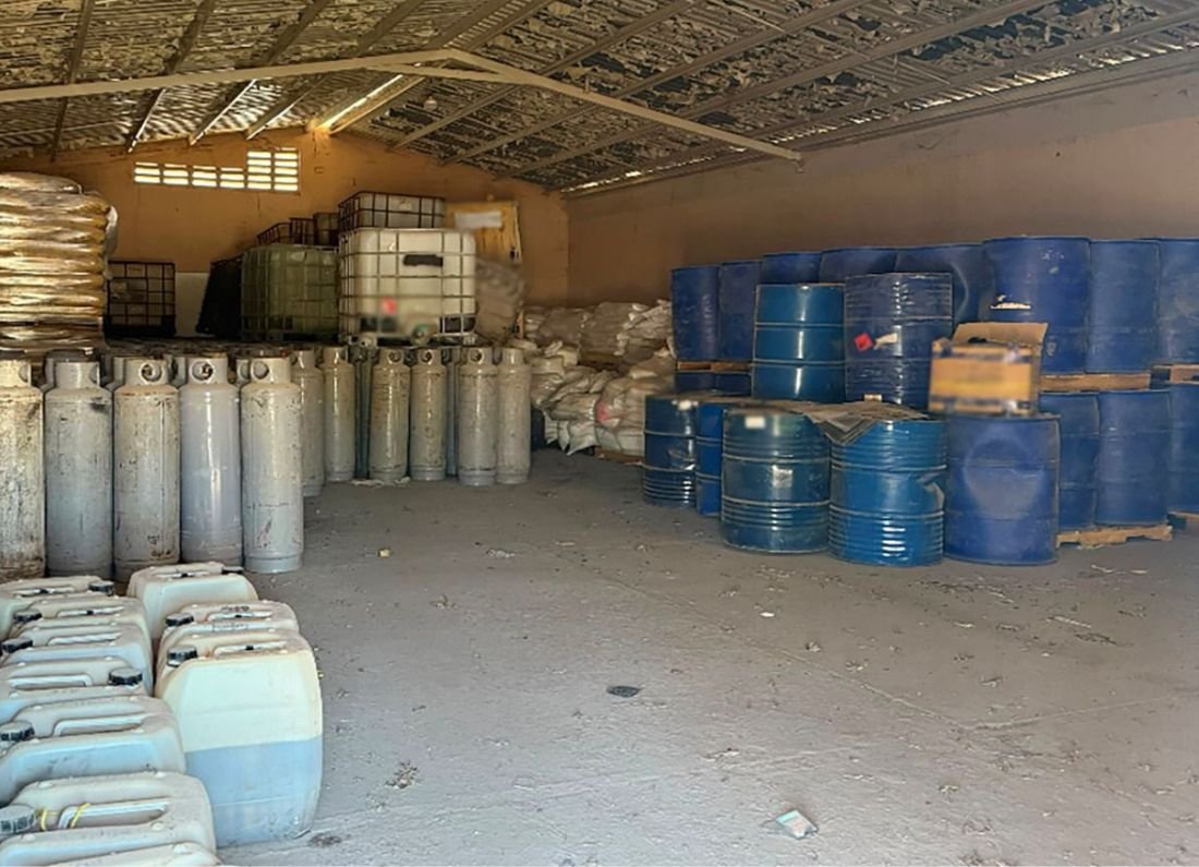 Aseguran más de 24 mil litros de metanfetamina en Sinaloa