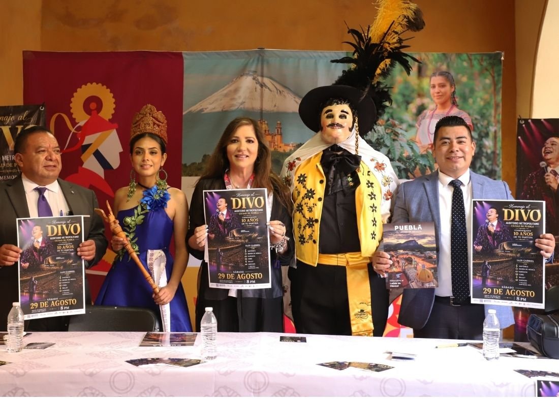 Con concierto en Auditorio Metropolitano, Puebla recuerda a Juan Gabriel