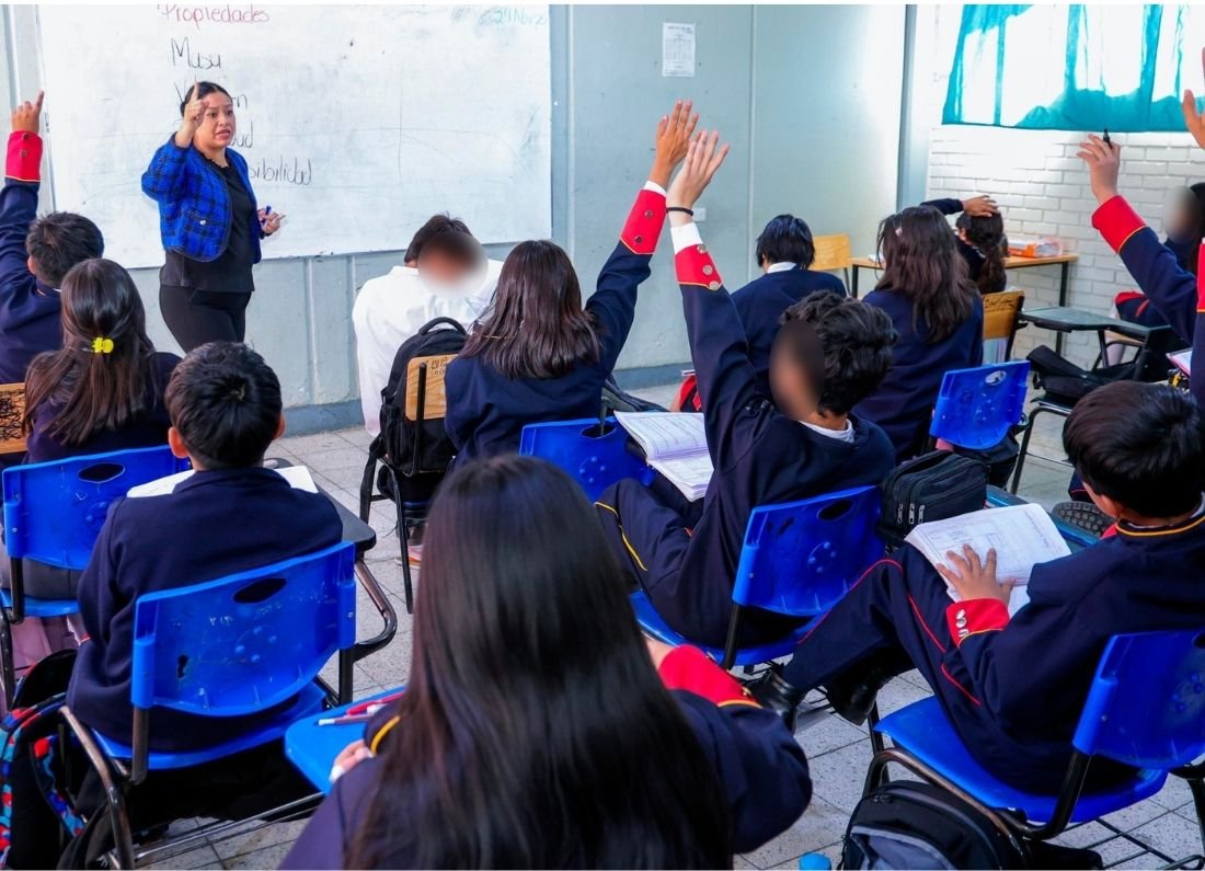 Más de 1.6 millones de alumnos vuelven a clases en Puebla